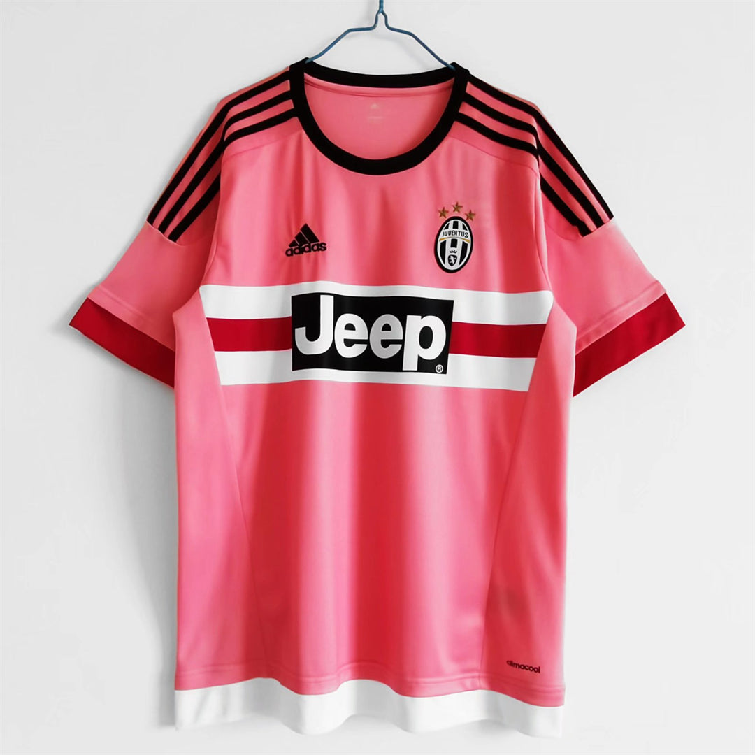 Juventus Away Kit Retro 15/16